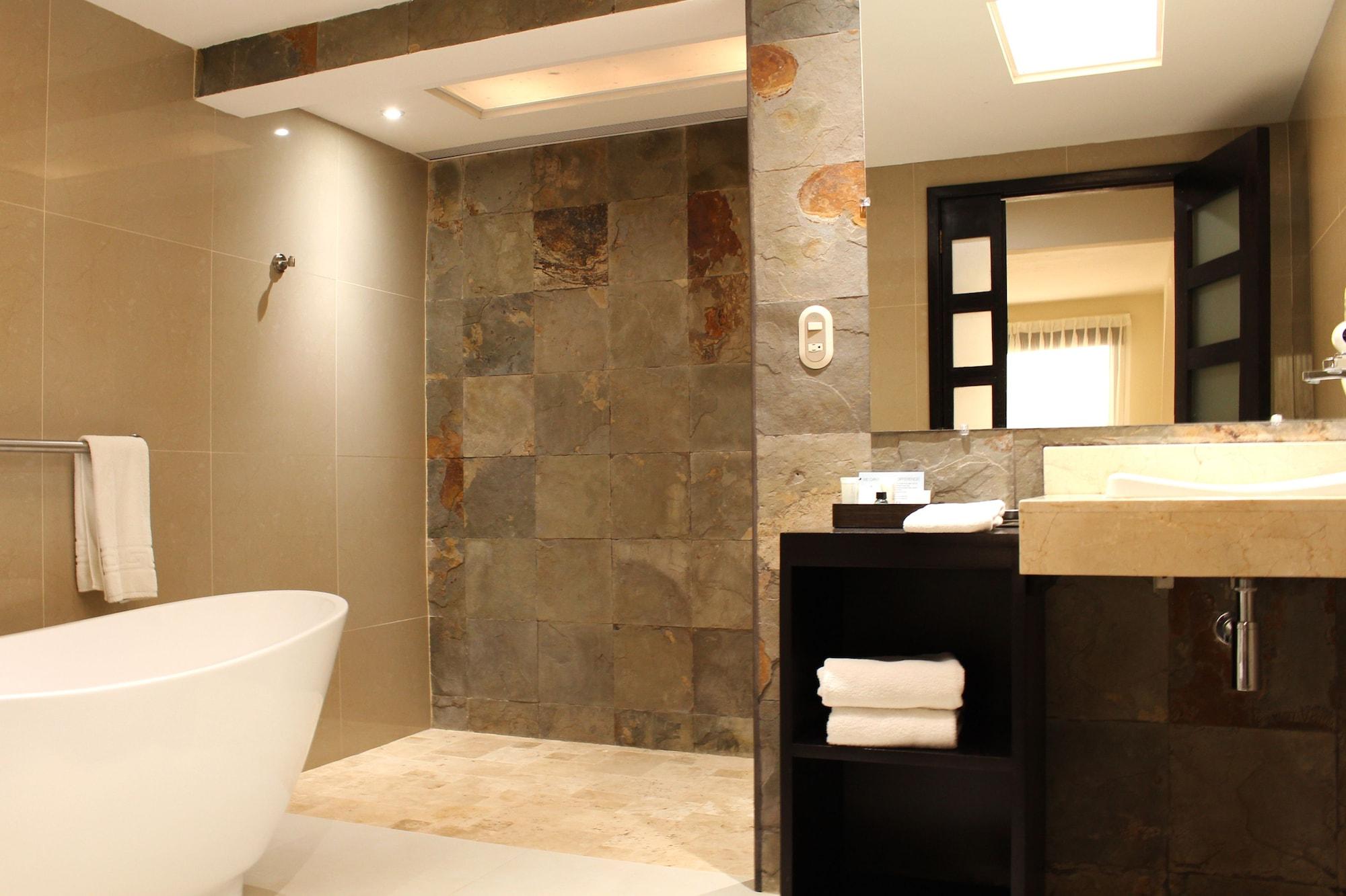 Hotel Contempo Манагуа Экстерьер фото